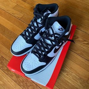 NEW! Nike Dunk Hi Retro